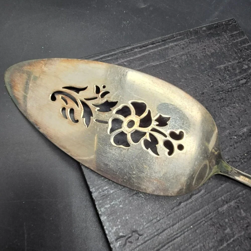 Vintage Holmes & Edwards Silverplate Pie Server With Floral Cutout Design HS266